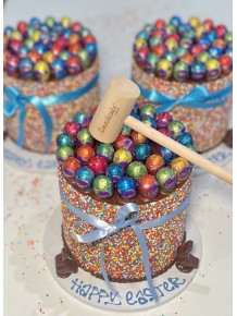 Easter Smashcake with mini eggs!