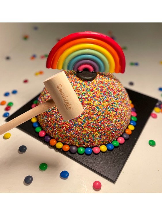 Rainbow Smashcake 